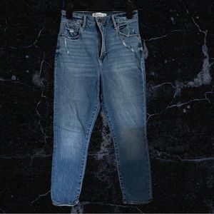 Abrecrombie Jeans Size 4 / 27” Extra Short